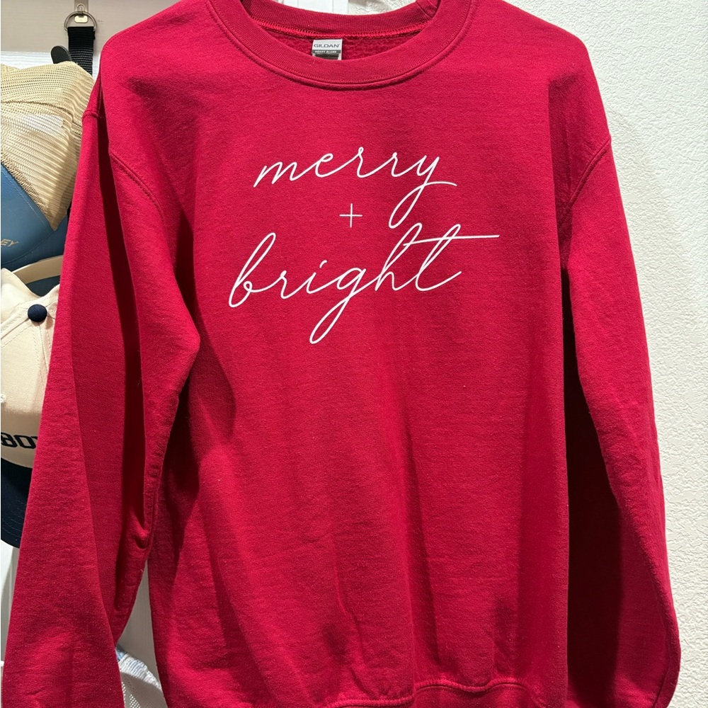 Gildan Red Heavy Blend Sweatshirt